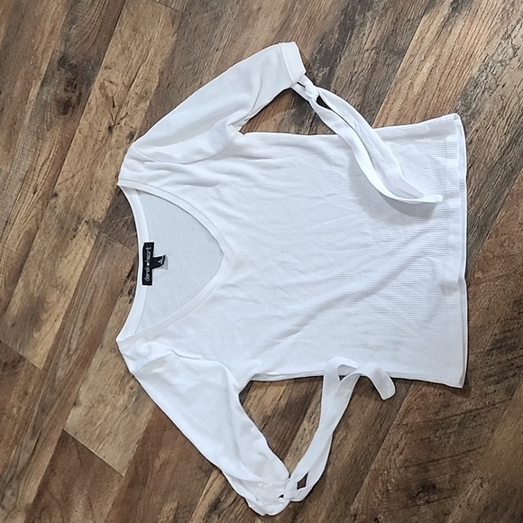 Derek Heart Tops - Derek Heart Women's Top Size Small